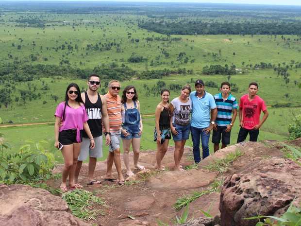 Turistas durante passeio pela Serra dos Parecis (Foto: Júnior Freitas/G1)