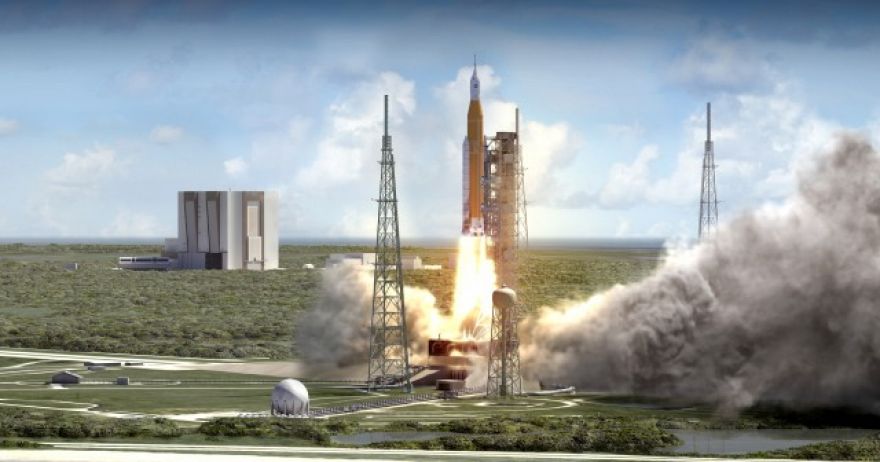 NASA May Team Up With Blue Origin to Cut SLS Costs
