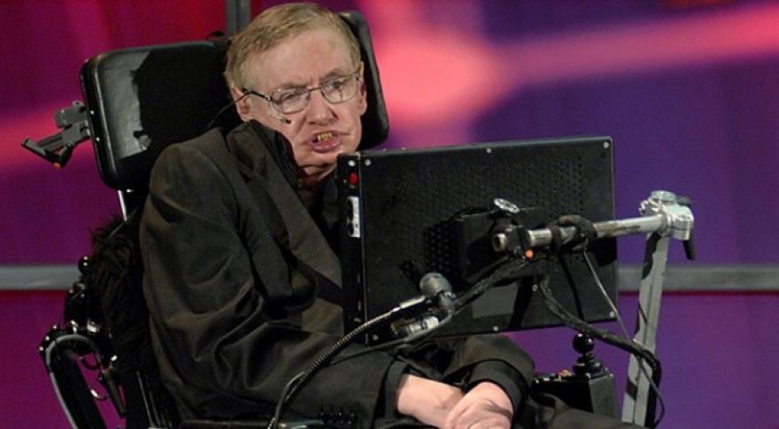 Stephen Hawking calls for creation of world government to meet AI challenges