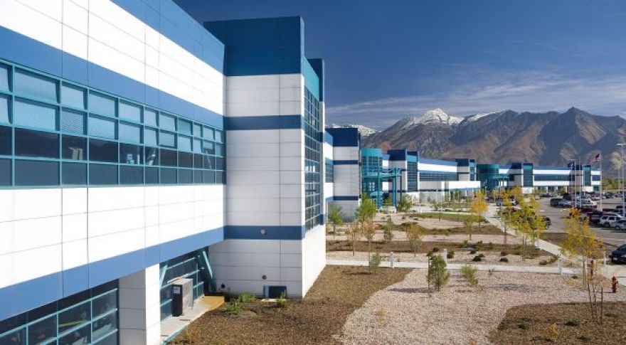 Micron Ends 3D XPoint Development, Will Sell Its Optane Fab