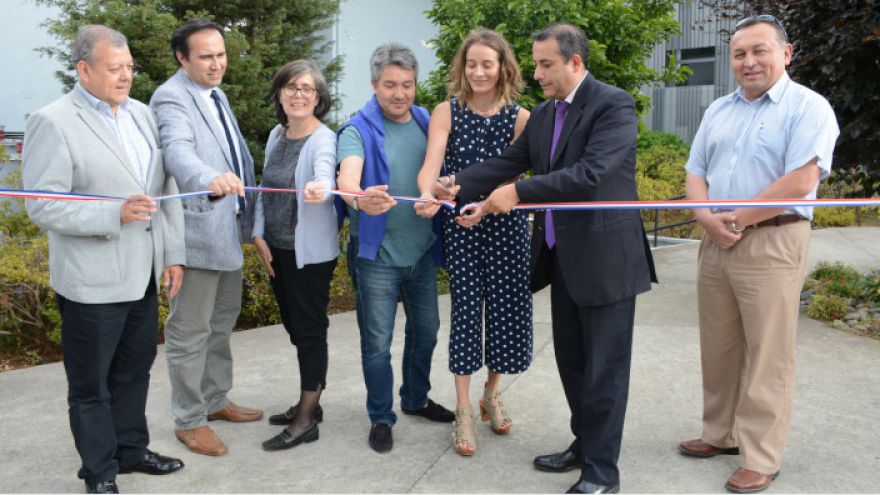 Austral Incuba inauguró nuevas dependencias y realizó ceremonia de egresados