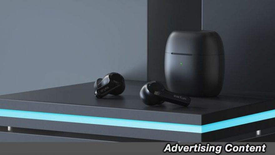 These Totally Wireless Earbuds Received An Excellent Rating From PCMag and Are On Sale