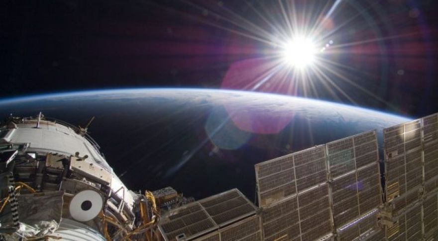 This Week in Space: the ISS, a Heavy Rocket, and a Dance of Alien Planets