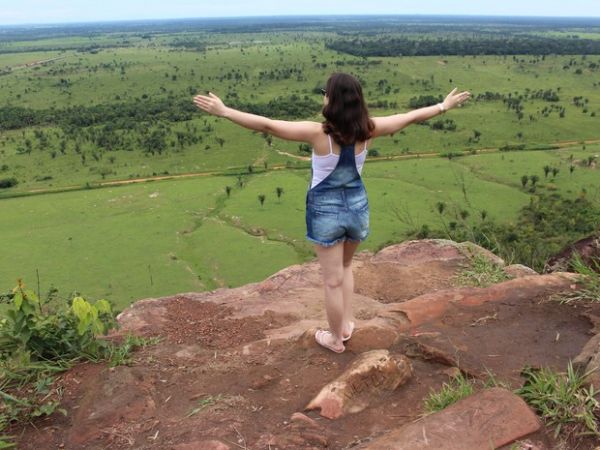 Paisagem de serra 'seduz' turistas na  fronteira de Rondônia com a Bolívia