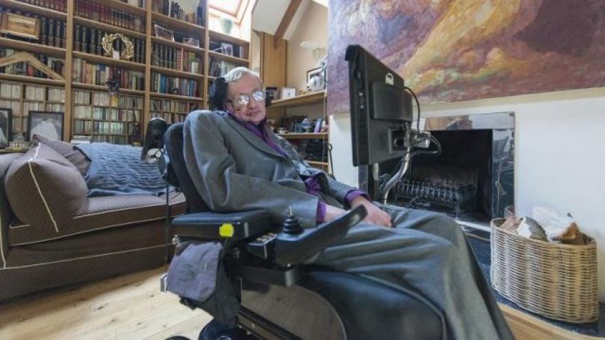 Stephen Hawking&rsquo;s Memorial Service Will Be Open to Time Travelers