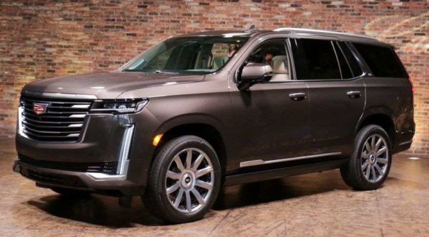 2021 Cadillac Escalade: 38-Inch Display, Better Self-Driving