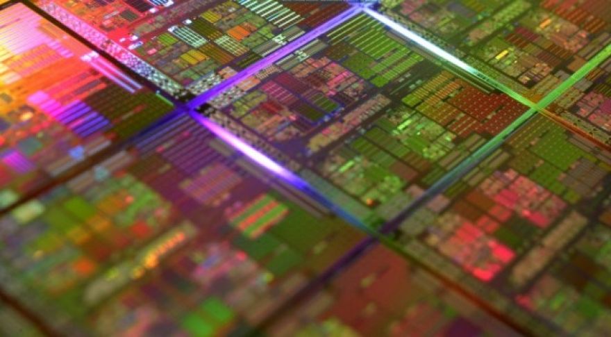 Intel Core i7-7740K Shatters Overclocking Records, Hits 7.5GHz Thanks to Liquid Helium