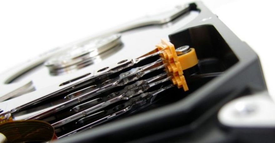 Western Digital to Demo Dual Actuator HDD, Will Use SMR to Hit 18TB Capacity