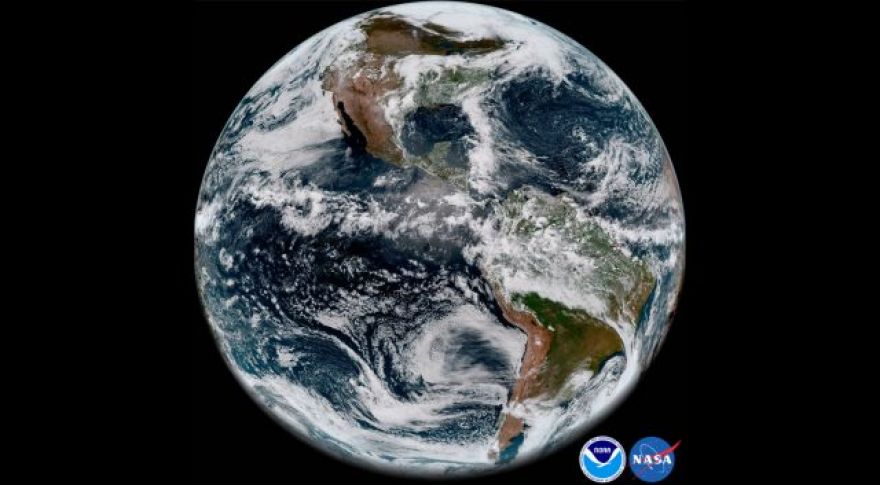 NOAA&rsquo;s New Weather Satellite Delivers Amazing First Images Despite Defect