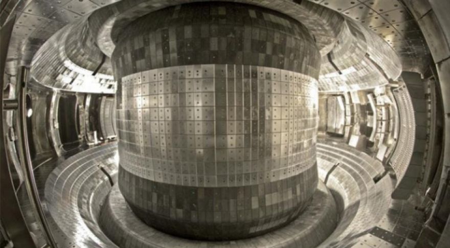 China&rsquo;s Fusion Reactor Sets World Record by Running for 101 Seconds