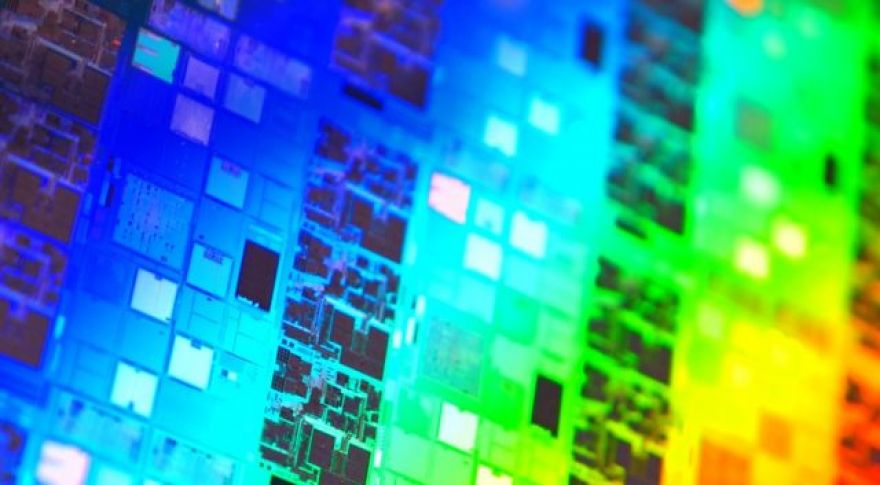Samsung Announces New 11nm Process, Targets EUV Ramp in 2018