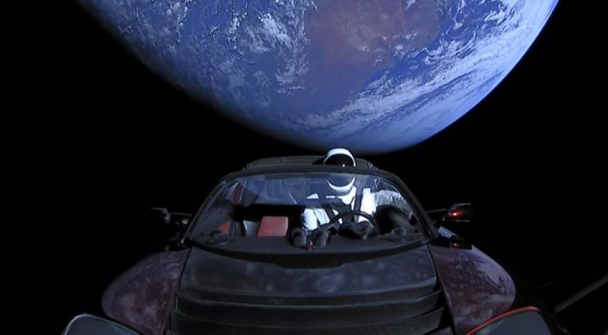 SpaceX: Starman Just Flew Elon&rsquo;s Tesla Past Mars for the First Time