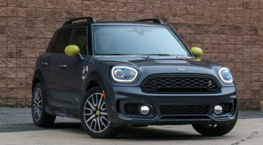 2019 Mini Countryman S E All4 Review: Bouncy, Fun-to-Drive Plug-In Hybrid