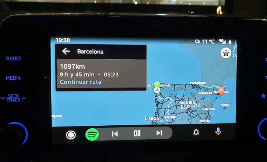 Google’s Android Auto finally has a third-party app for navigation