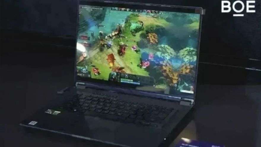 World’s First 600Hz Gaming Laptop Display Revealed