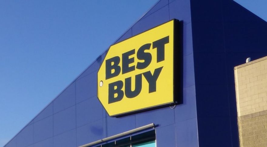 Best Buy Charges Extra $100 for iPhone X, Claims This Benefits Customers