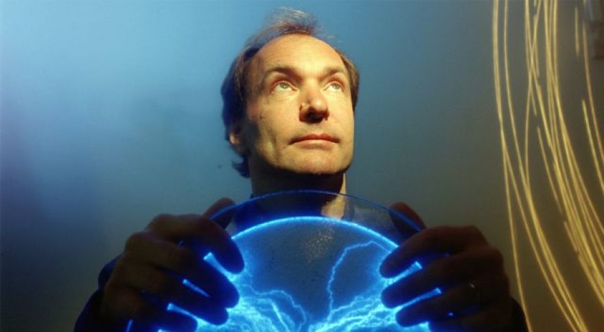 Web inventor Tim Berners-Lee wins Turing Award, comes out against erosion of online privacy