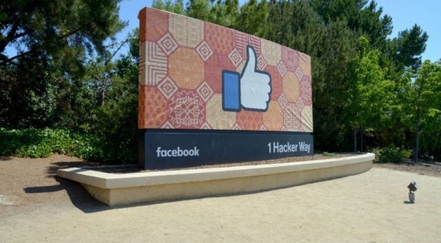 Facebook Announces Metaverse Losses, Complains About Apple’s Privacy Changes