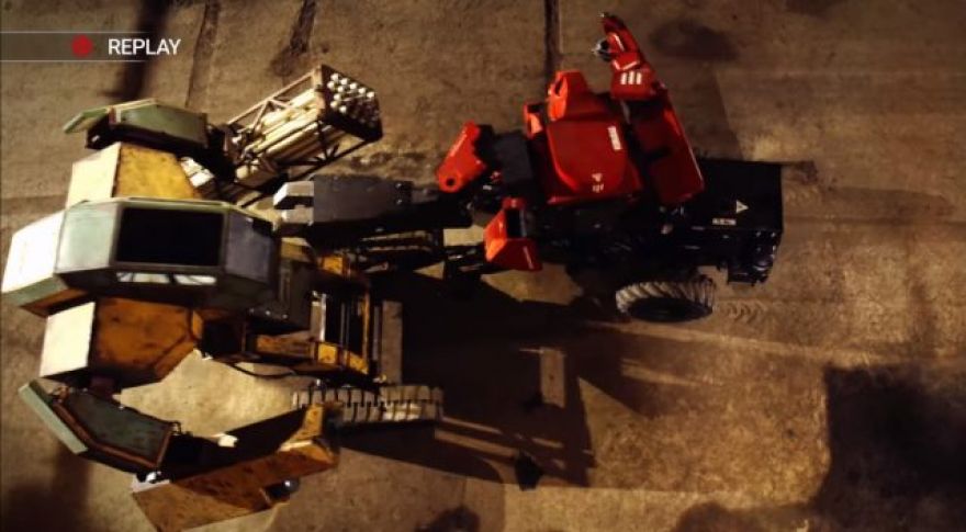 Much-Anticipated Giant Robot Fight Was Staged, Took 3 Days to Film