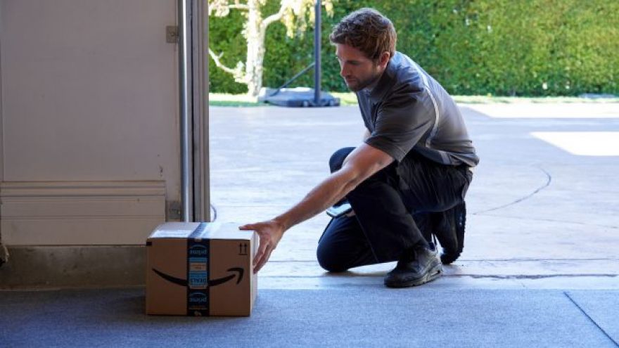 Bring More Tech (and Amazon Boxes) Into the Garage With a Smarter Opener