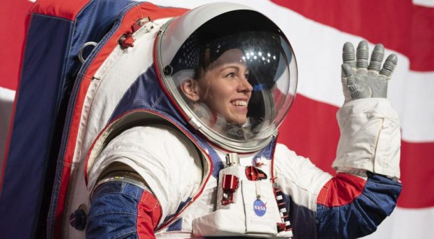NASA Report Says Spacesuit Delay Makes 2024 Moon Landing Impossible