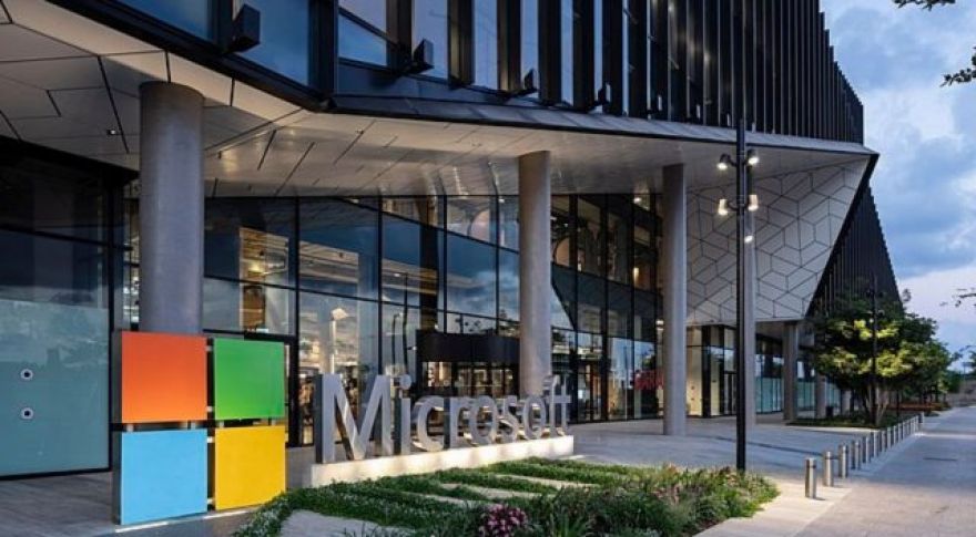 Microsoft Suspends All New Sales in Russia